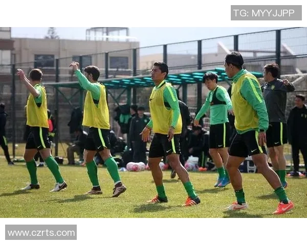 当银幕明星遇上绿茵场传奇一场跨界的友情与梦想之旅