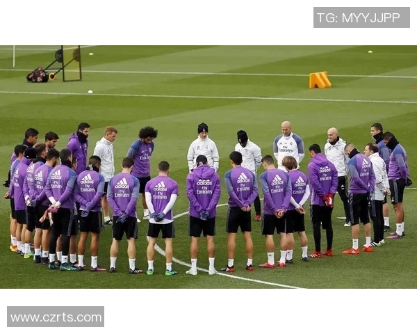 足球明星默哀时刻珍贵瞬间合集与感人图片分享